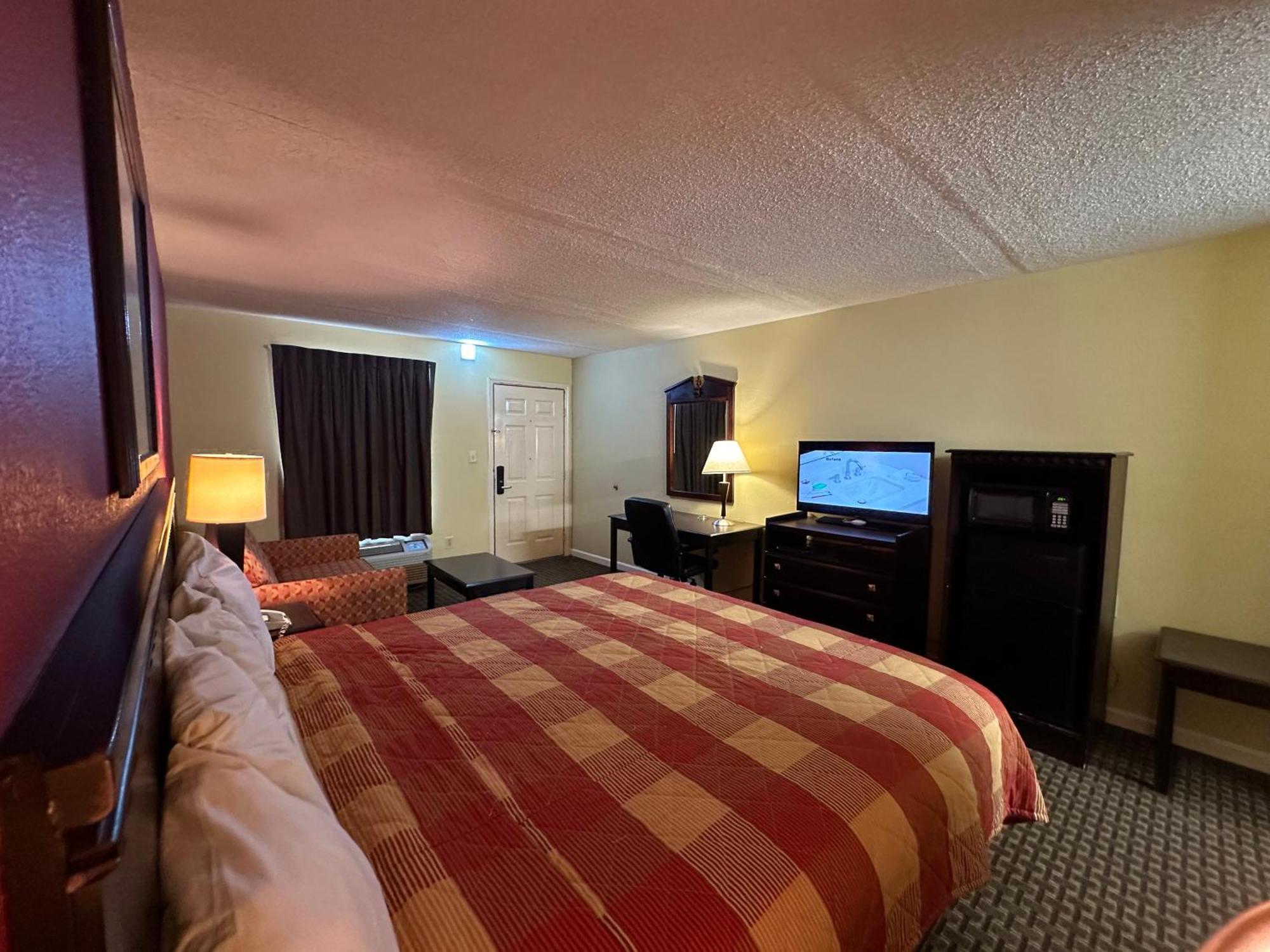 Royal - Motel Anniston